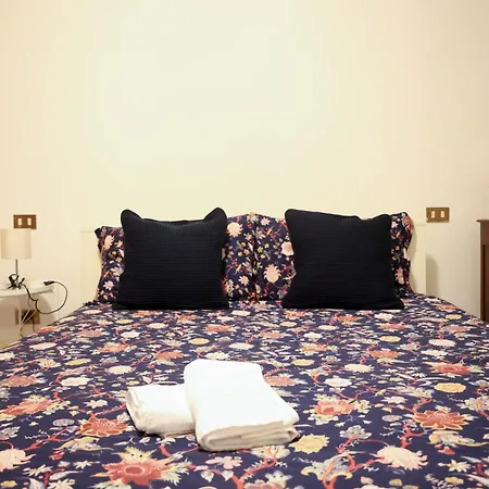 Gioiella Pool Pet Friendlyby Al Apartment Desenzano del Garda